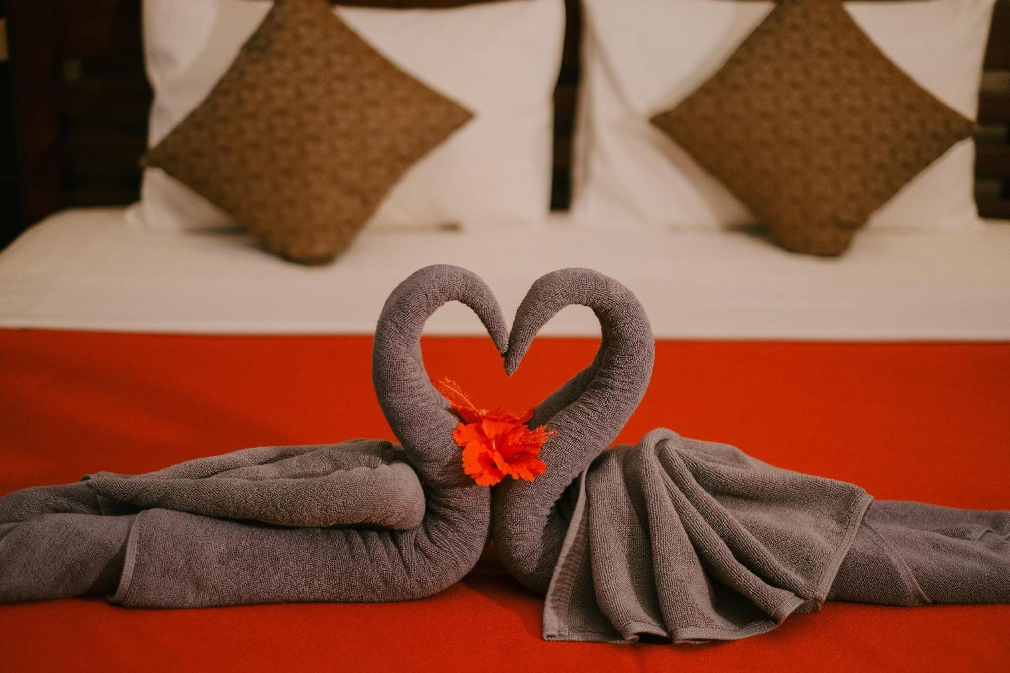 JOY Bungalow Resort&Restaurant Koh Jum Bagian luar foto