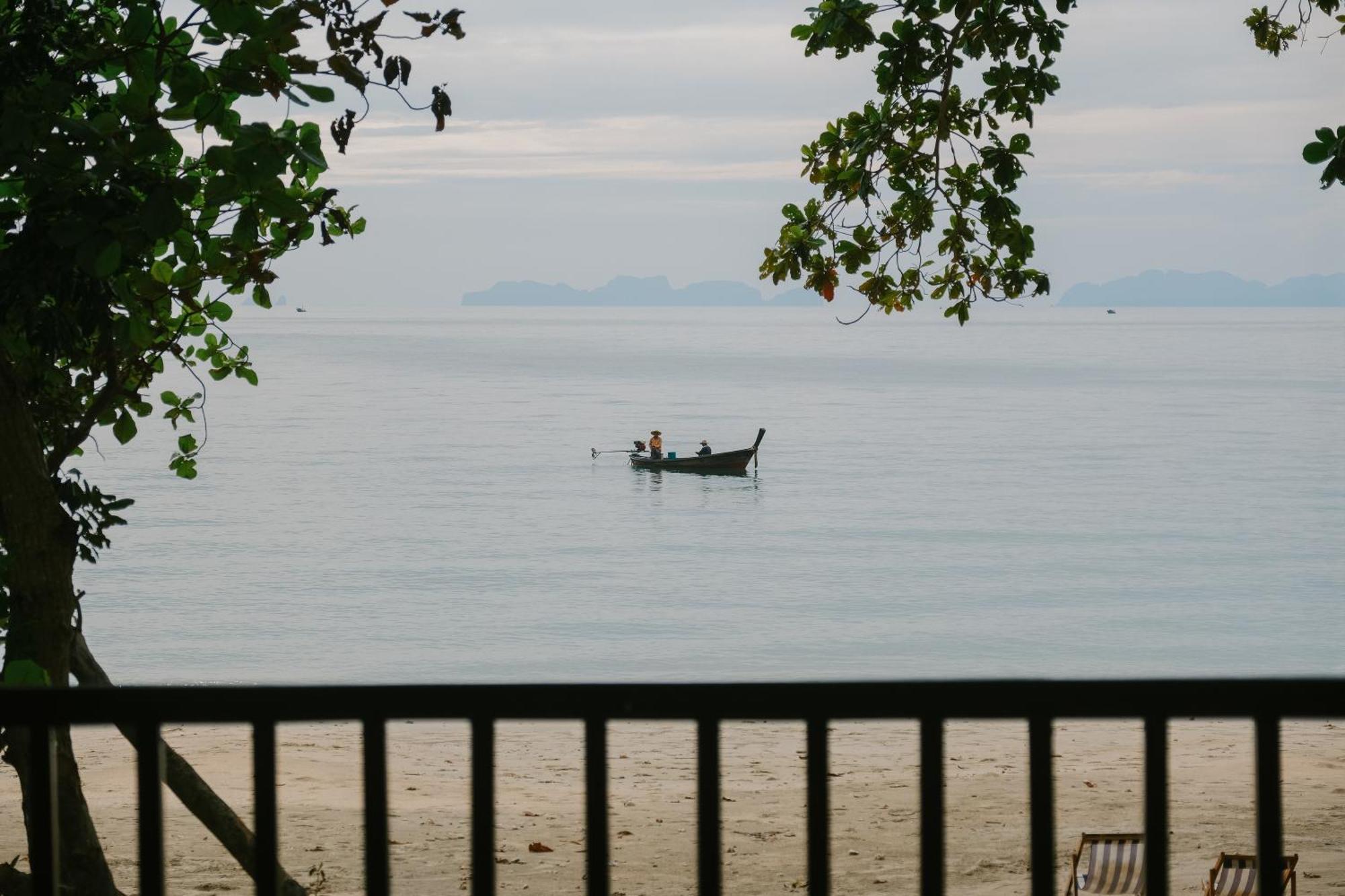 JOY Bungalow Resort&Restaurant Koh Jum Bagian luar foto