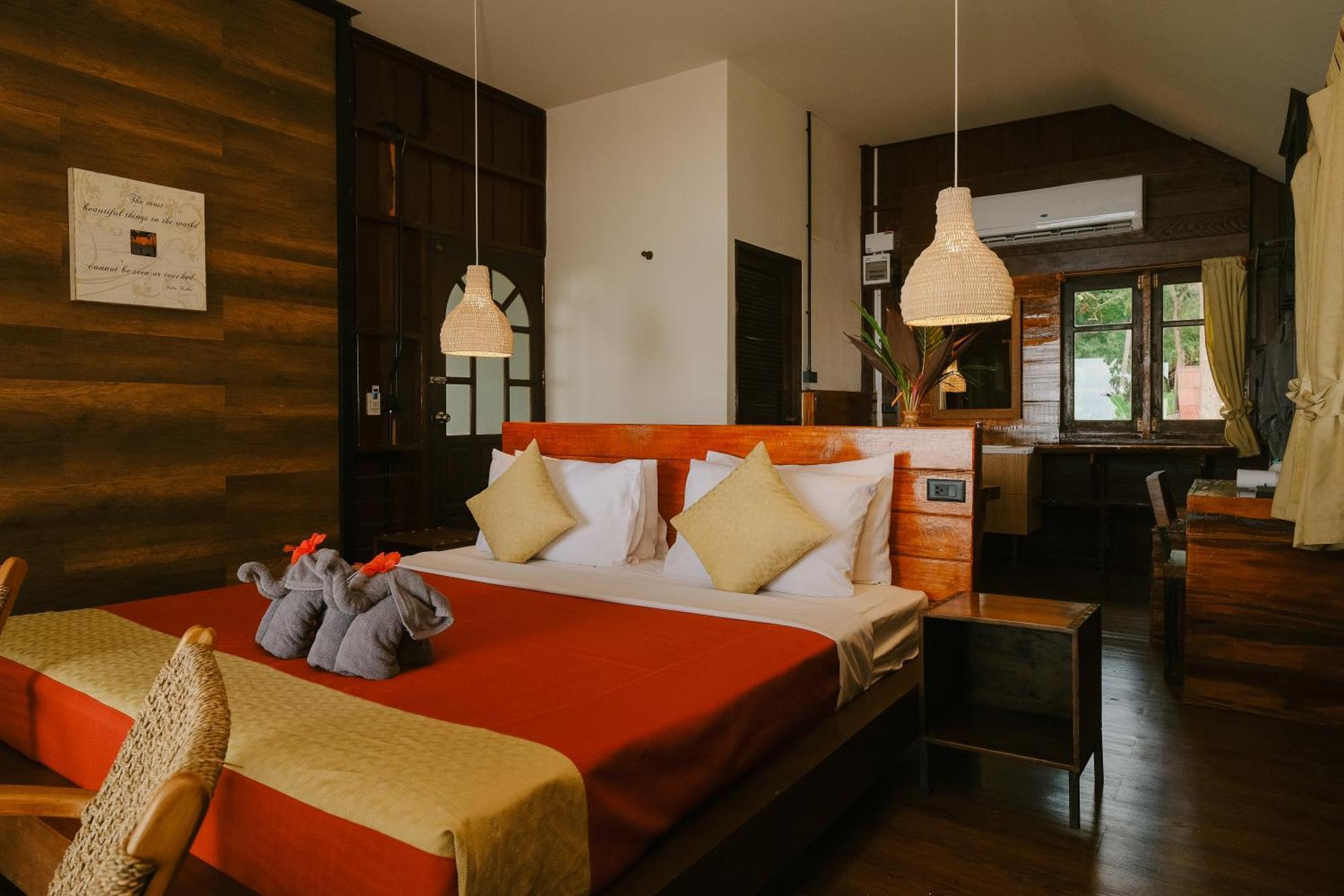 JOY Bungalow Resort&Restaurant Koh Jum Bagian luar foto