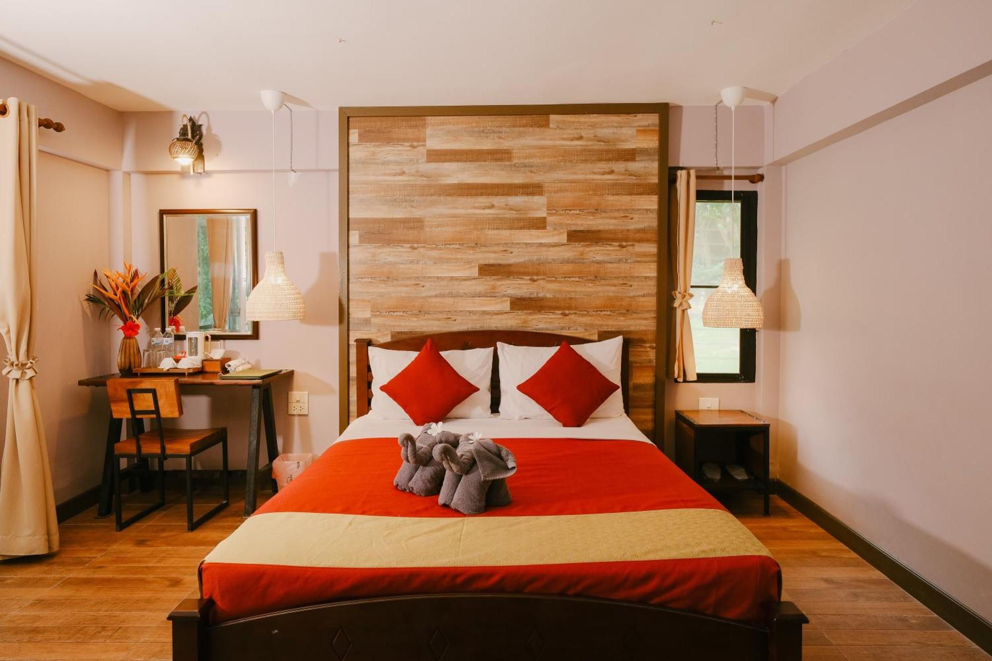 JOY Bungalow Resort&Restaurant Koh Jum Bagian luar foto