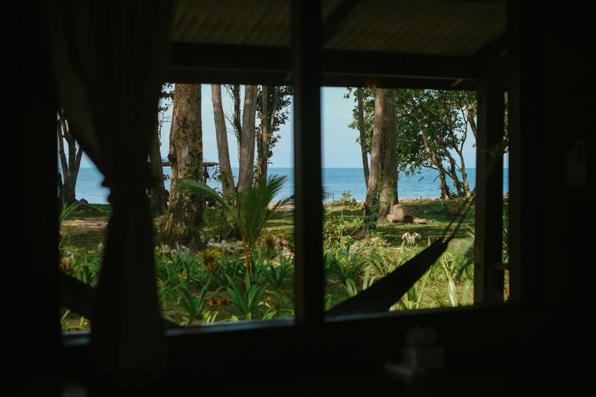 JOY Bungalow Resort&Restaurant Koh Jum Bagian luar foto