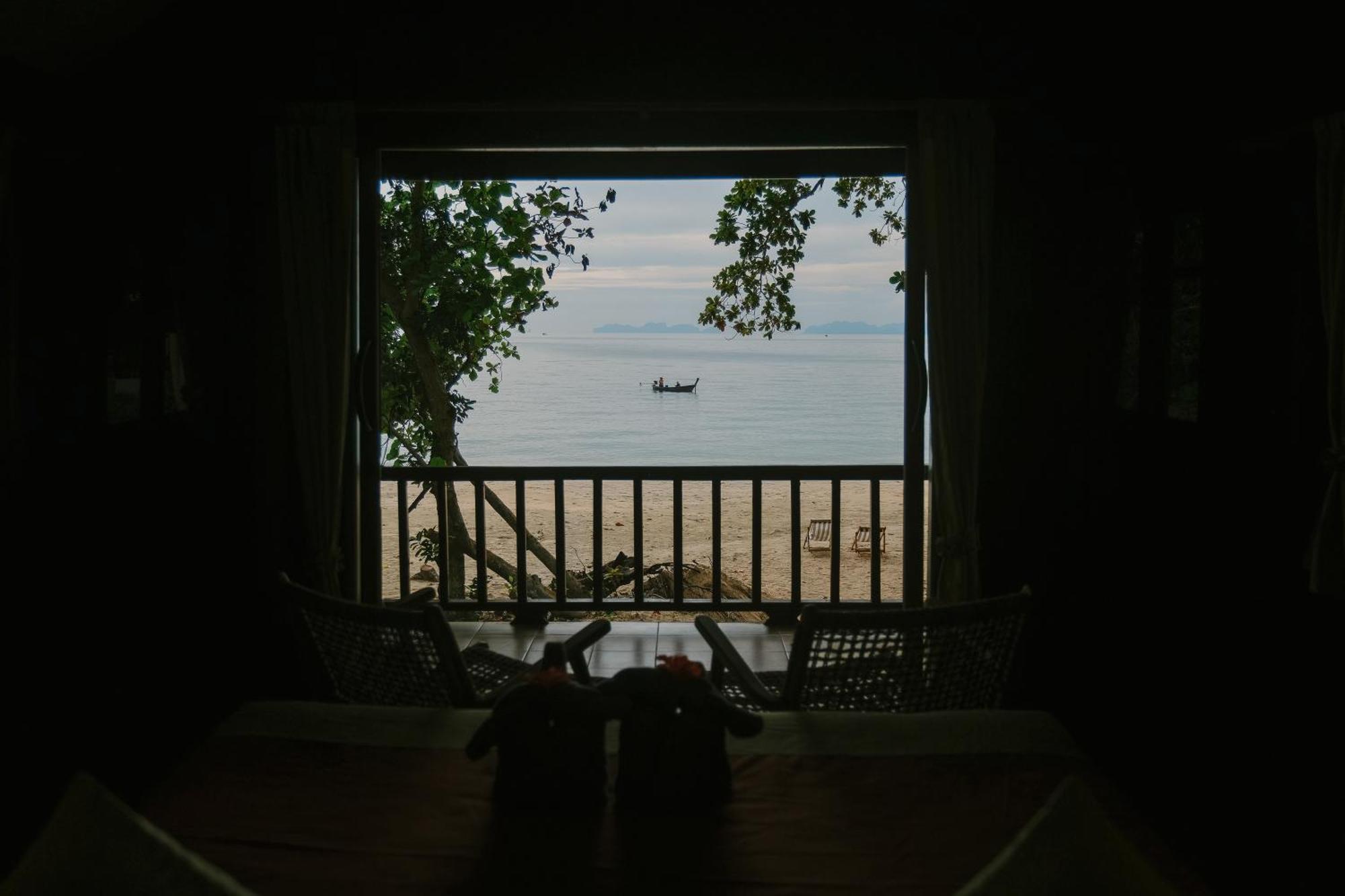 JOY Bungalow Resort&Restaurant Koh Jum Bagian luar foto