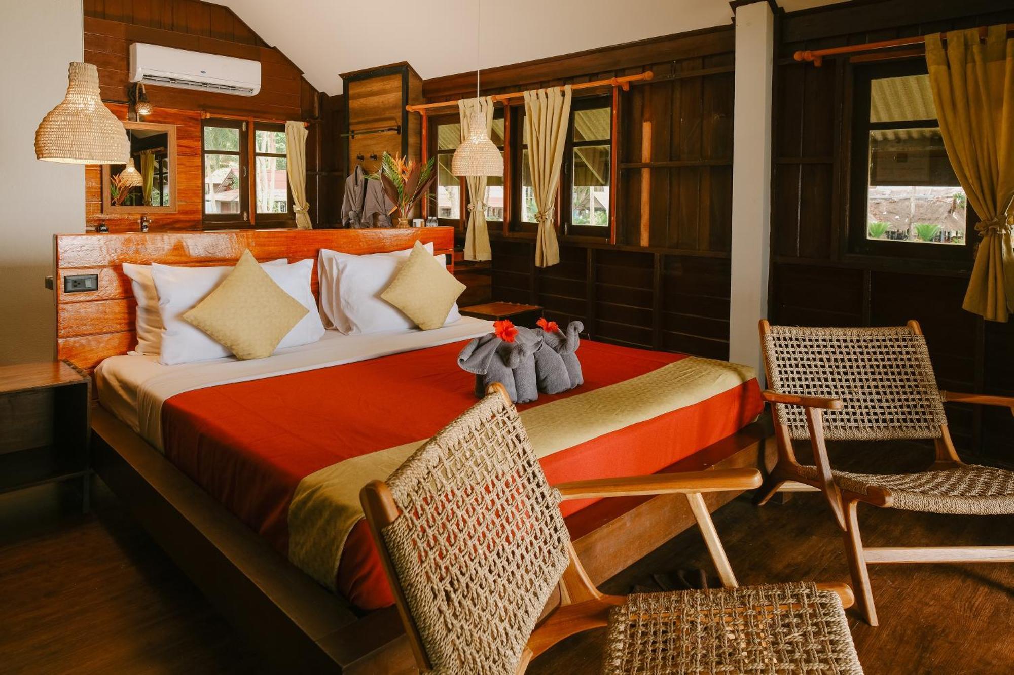 JOY Bungalow Resort&Restaurant Koh Jum Bagian luar foto