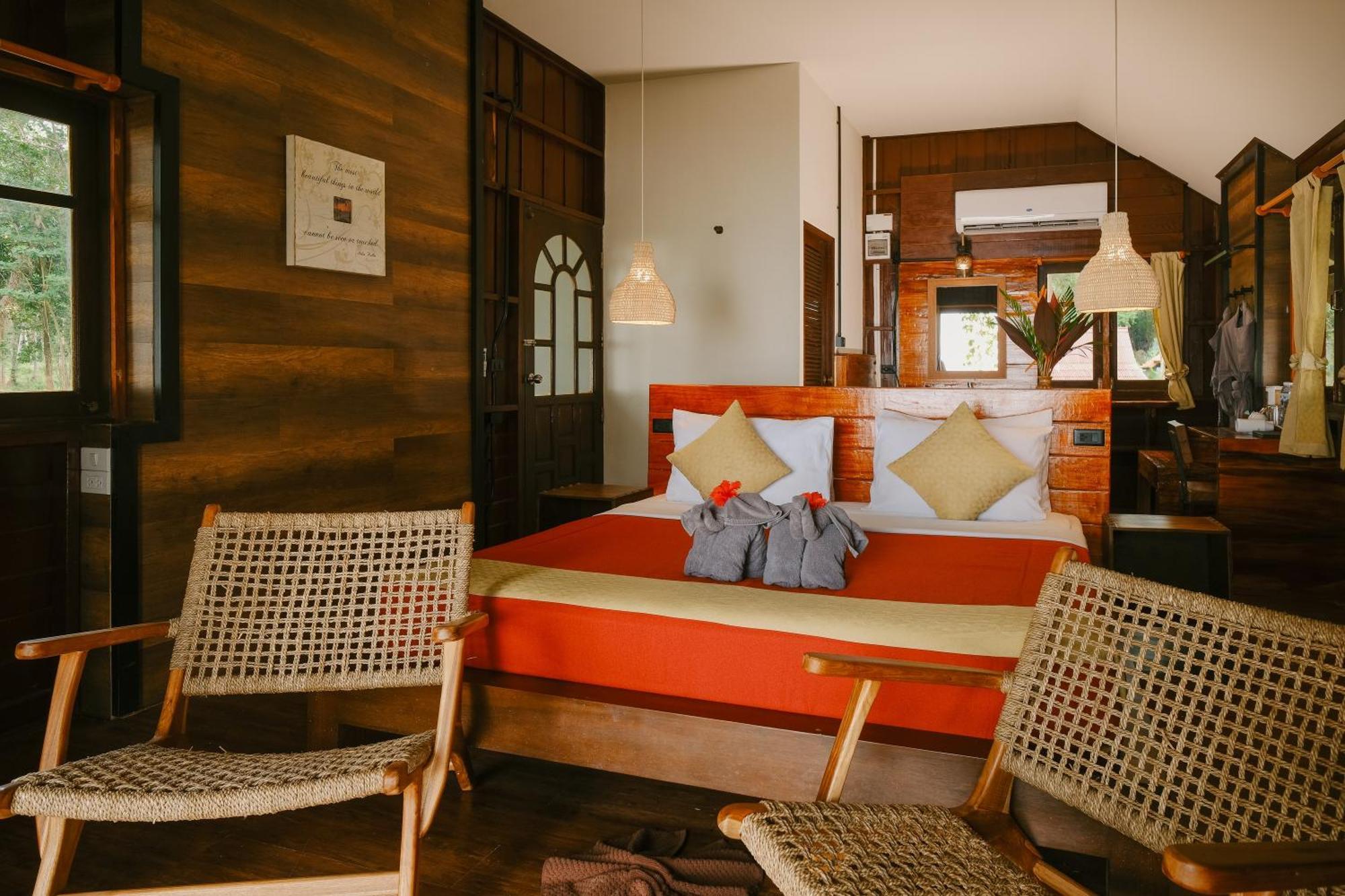 JOY Bungalow Resort&Restaurant Koh Jum Bagian luar foto